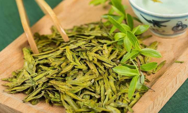 愛生活 愛簡小葉|龍井茶為何是扁的？——明前龍井，簡粉福利價(jià)來啦！